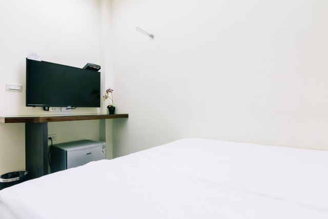 BoBo Inn-Standard Double  Room-6