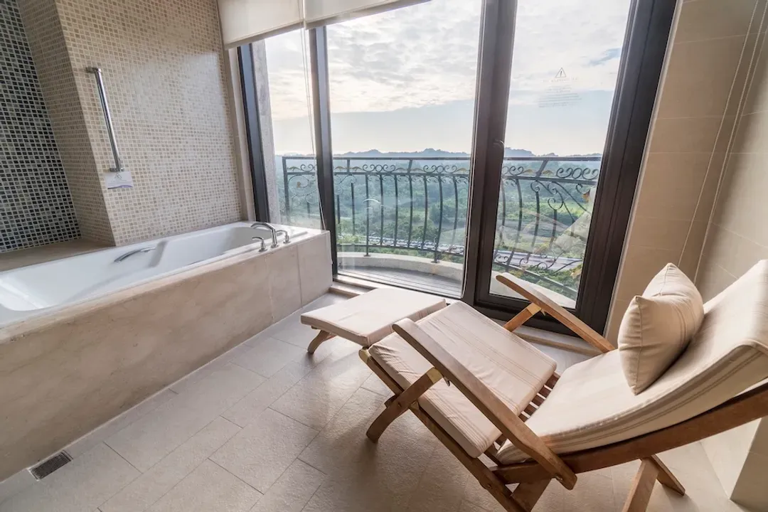 Yida Royal Hotel