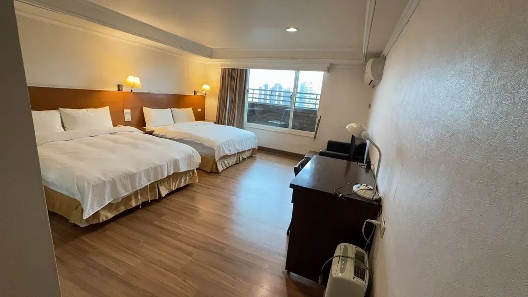 老爷商务旅馆