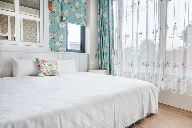 THE DAWN B&B-Large Quad Room-4