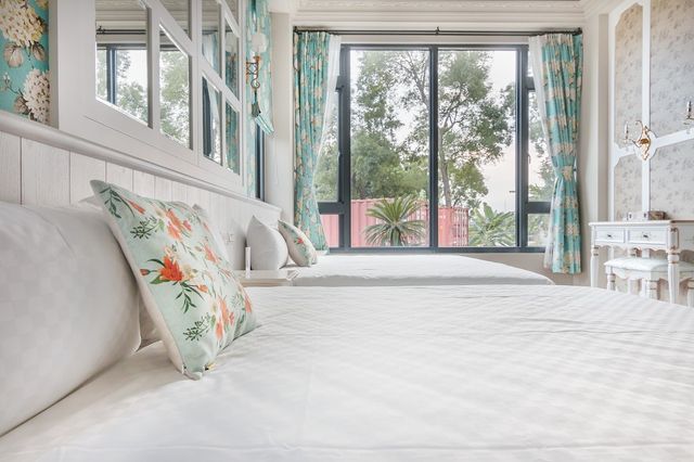 THE DAWN B&B-Large Quad Room-3