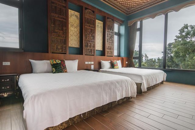 THE DAWN B&B-Quad Room With Balcony-3