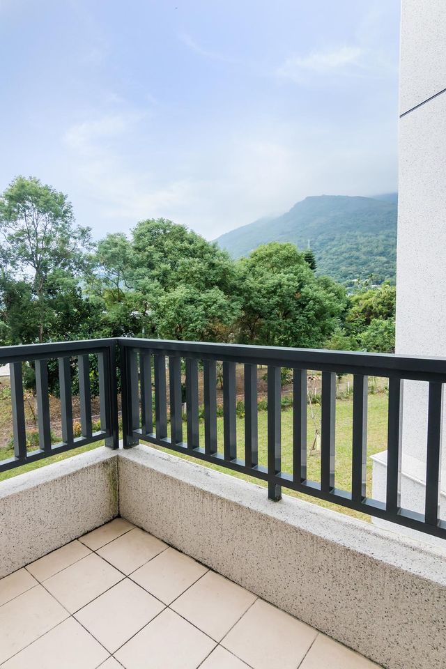 THE DAWN B&B-Quad Room With Balcony-9