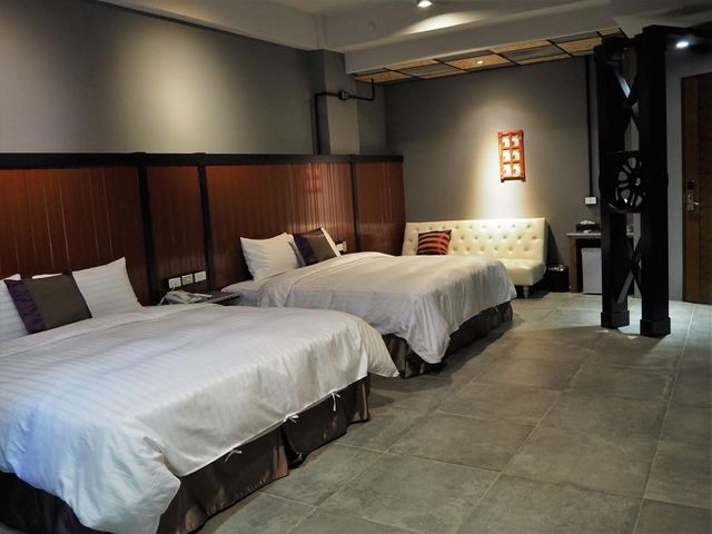 原舍精緻旅店-208工業風四人房-3