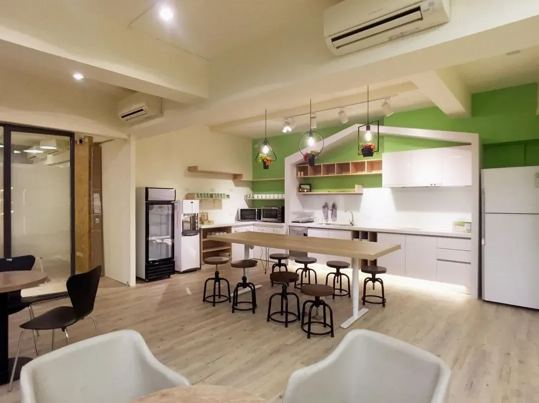 Fengjia Green Hotel