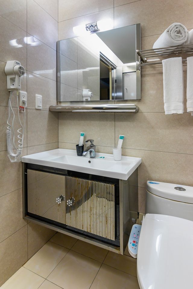 米樂民宿 miller home B&B-豪華雙人房-附浴缸-203.303.403-14