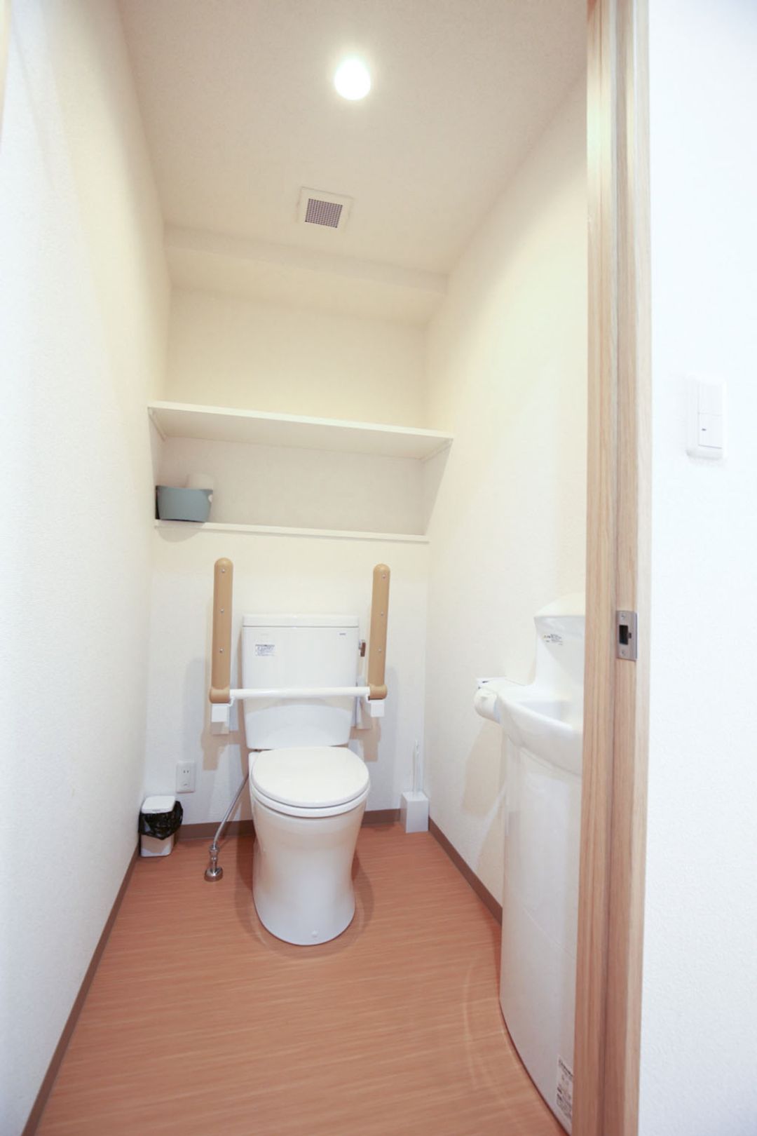 CONNECT INN