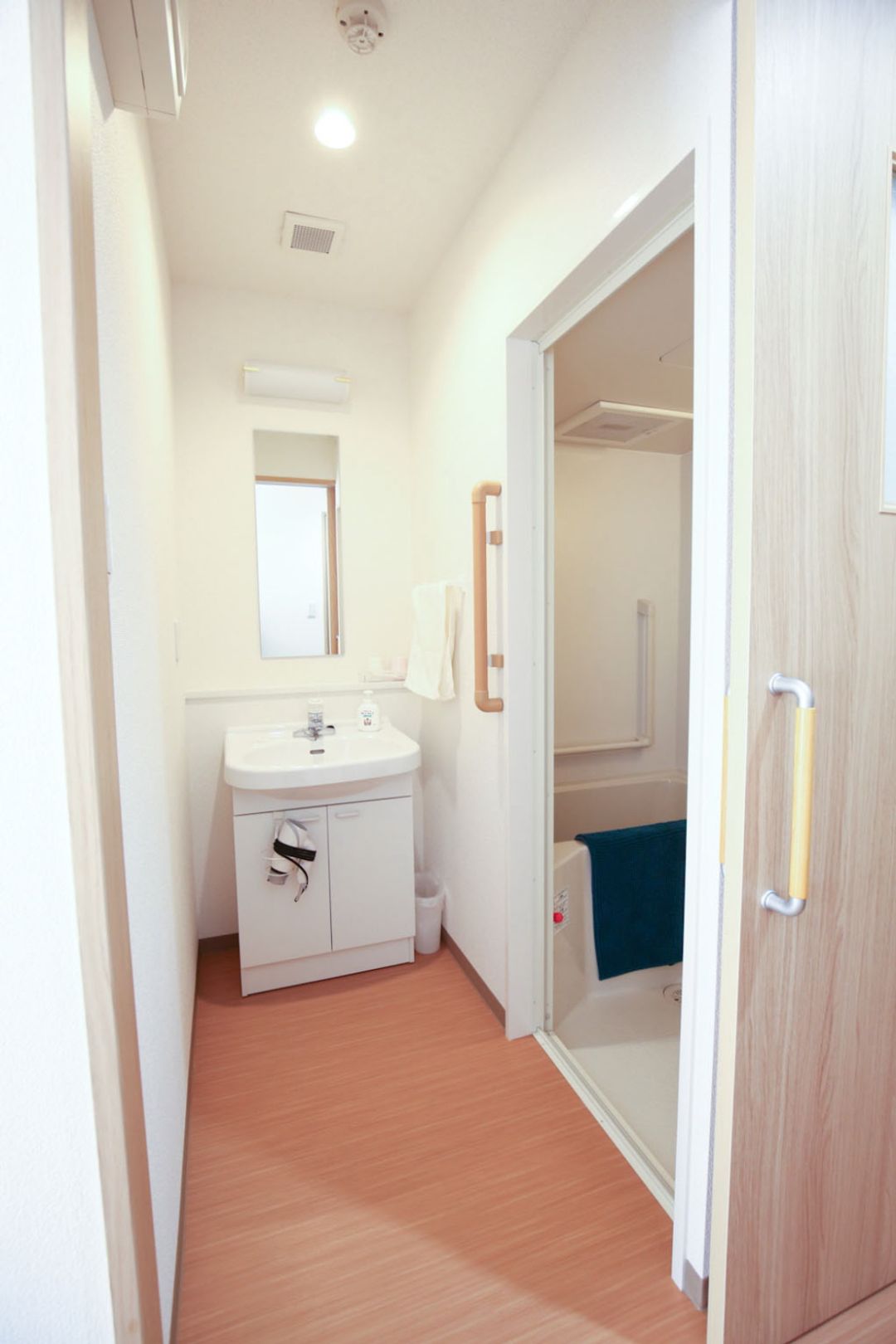 CONNECT INN
