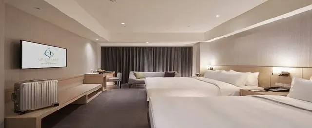 Grand BAY Resort-2025 Elite Room (4 people, two double beds)-2