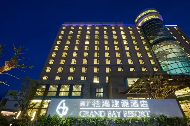 Grand BAY Resort-2025 Elite Room (4 persons, 4 single beds)-5