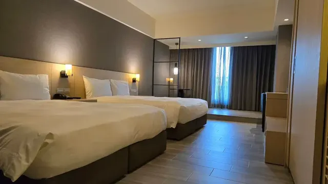 Grand BAY Resort-2025 Dome Room (4 persons)-1