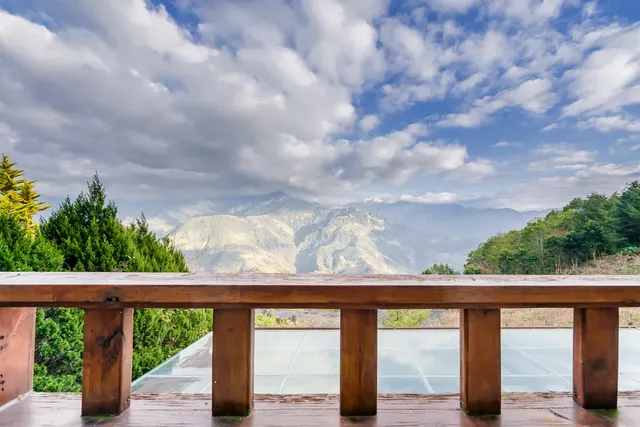 Chingjing New Paradise Bed and Breakfast-Quadruple Room with Mountain View-13