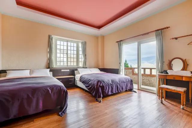 Chingjing New Paradise Bed and Breakfast-Quadruple Room with Mountain View-1