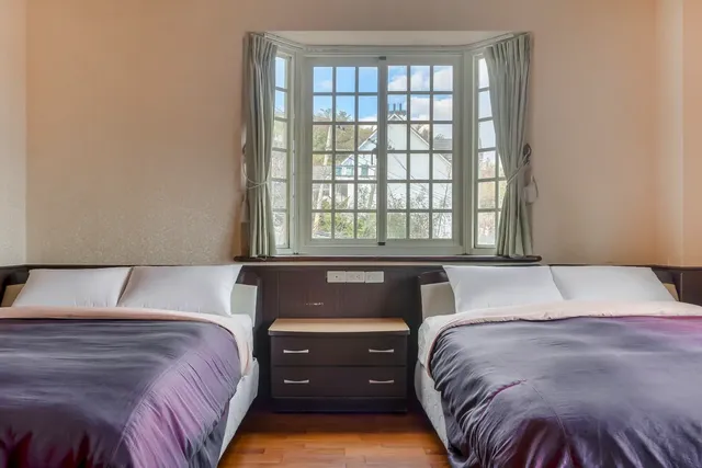Chingjing New Paradise Bed and Breakfast-Quadruple Room with Mountain View-7