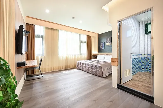 Lake View Resort-standard two-person room-15