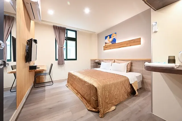 Lake View Resort-standard two-person room-9