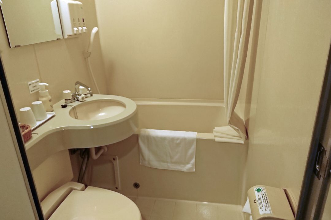 호텔 옥스 얼리 버드 오사카 모리노미야 (Hotel Oaks Early Bird Osaka Morinomiya)