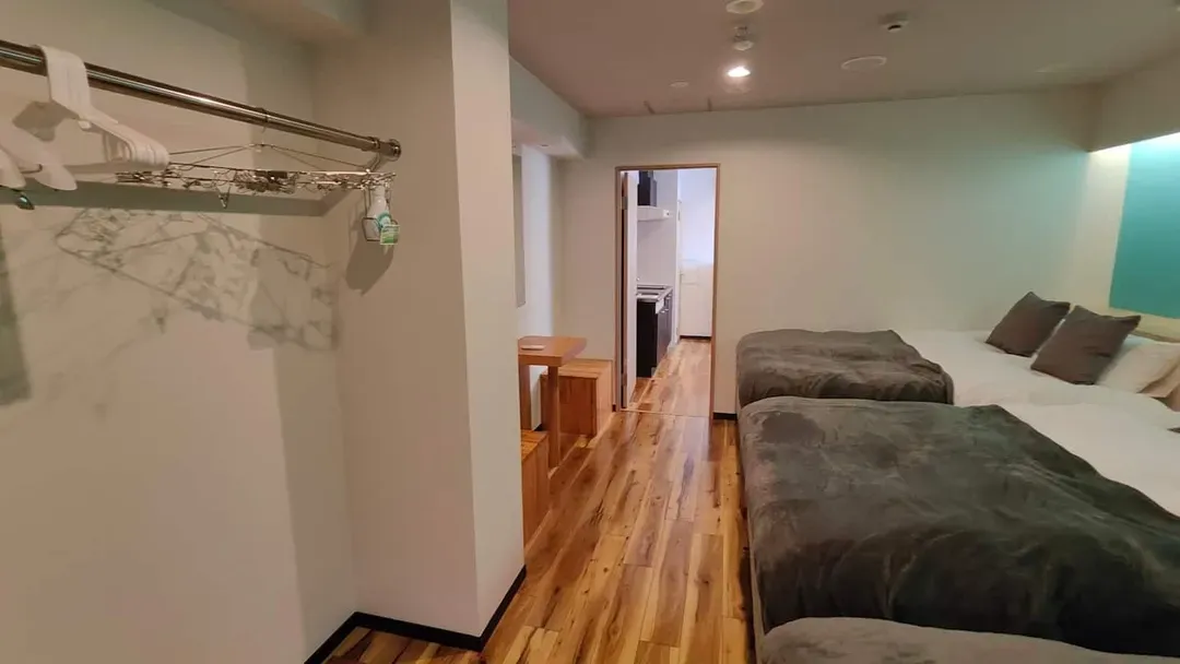 OCY: Open Sale! 30 seconds from Nihonbashi Station, within walking distance of Dotonbori and Shinsaibashi! Designer's Aparthotel