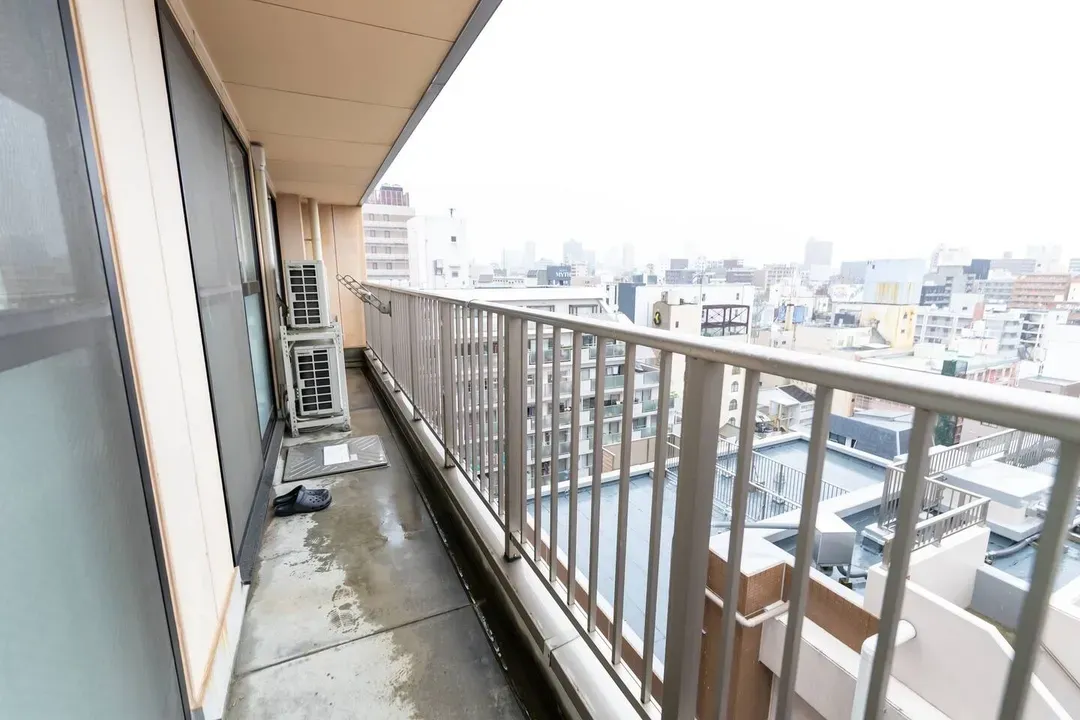 OCY: Open Sale! 30 seconds from Nihonbashi Station, within walking distance of Dotonbori and Shinsaibashi! Designer's Aparthotel