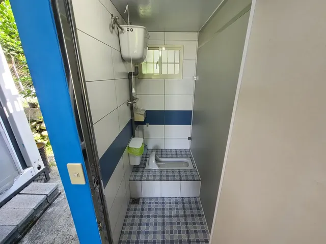 蹲式廁所