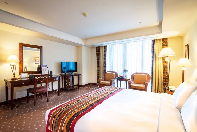 Naruwan Hotel-Deluxe Double Room-4