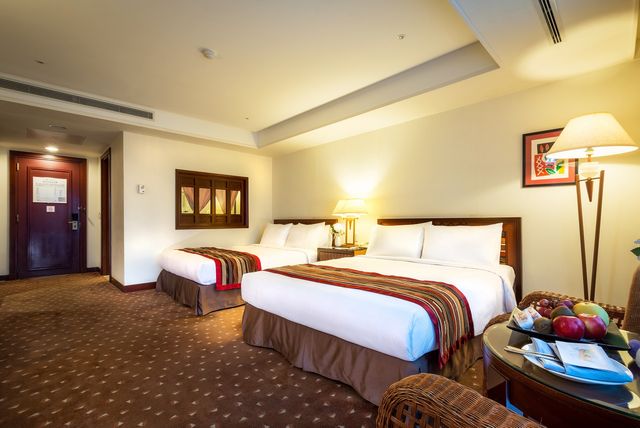 Naruwan Hotel-Deluxe Twin Room-2