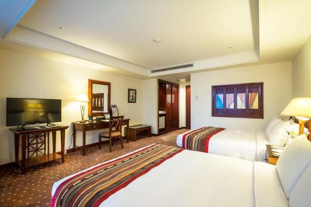 Naruwan Hotel-Standard Quadruple Room-2