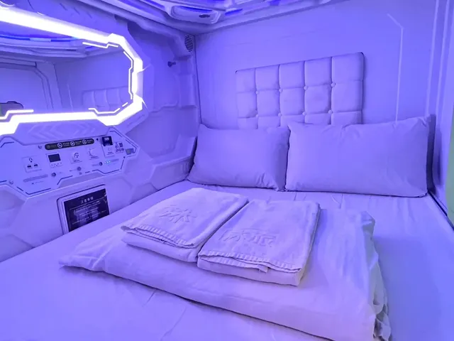 沐品居無櫃台自助旅館-旗艦雙人艙-2
