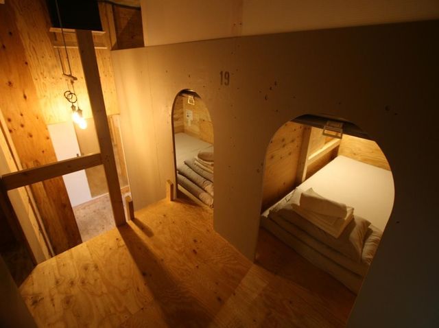 石垣旅宿 HIVE｜八島渡輪碼頭步行15分-混合背包客房-3