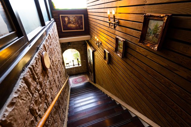 XinYuan-Queen castle-10