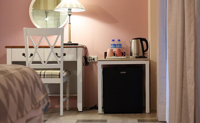 Houshan Chengbao Homestay-Romantic pink (2 person room)-6