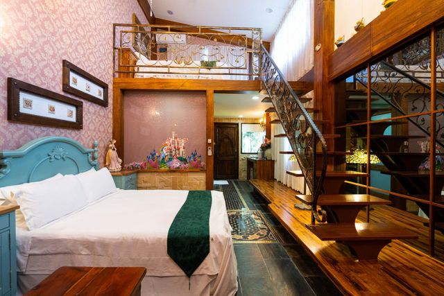 XinYuan-Deluxe Quadruple Room-5