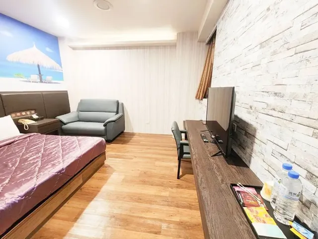 皇家商務旅館-豪華雙人房(一大床)-1