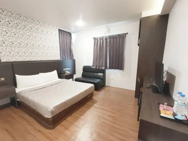 皇家商務旅館-豪華雙人房(一大床)-8