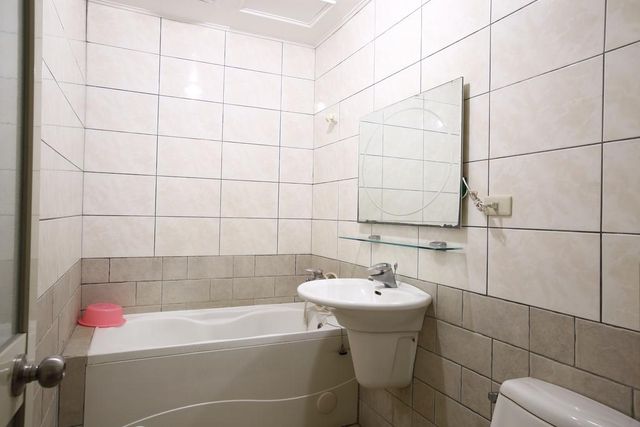 Long Shan Hotel-Superior Quadruple Room-7