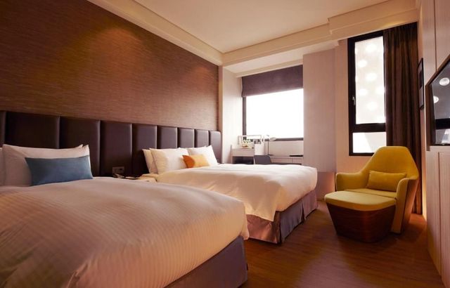 TreeArt Hotel-Triple Room-6