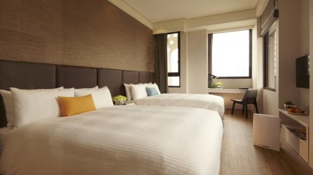 TreeArt Hotel-Family Room-1