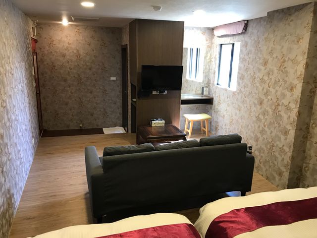每日溫泉旅店 l 房內獨立泡湯池-標準四人房-5