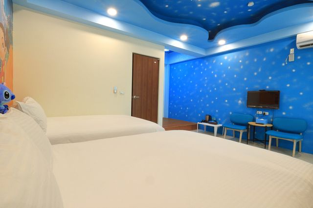 Relaxed and romantic-Quadruple room-3