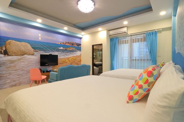 Relaxed and romantic-Luxury quadruple room-4
