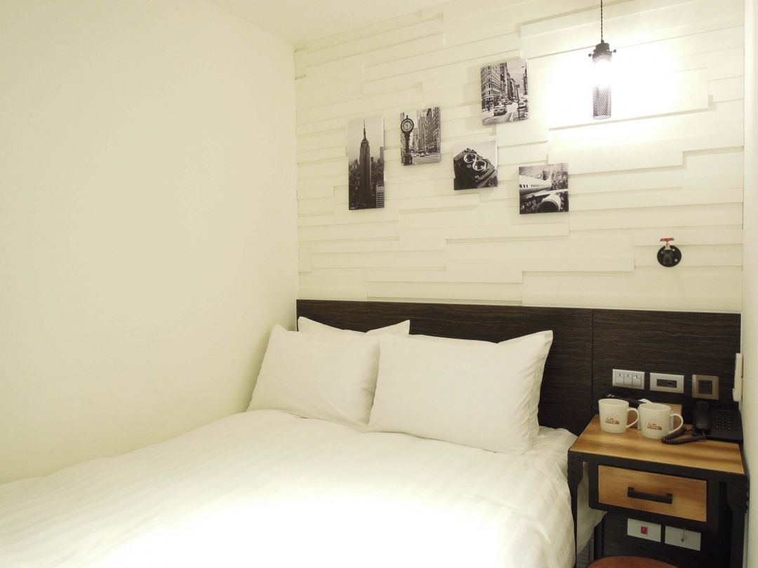 Morning Travel | Please complete the check-in before 19:30 | Close to Taipei Main Station