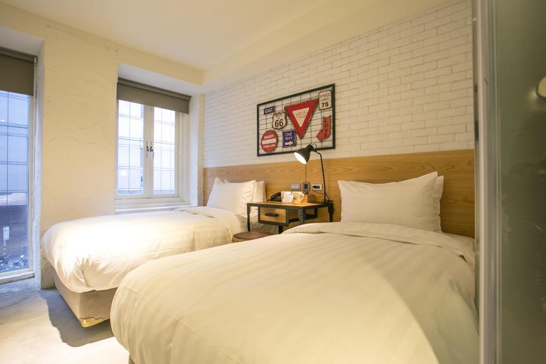 Morning Travel | Please complete the check-in before 19:30 | Close to Taipei Main Station