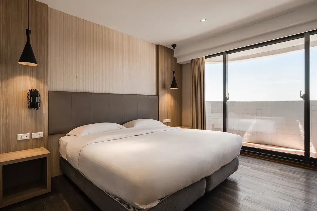 The Riverhotel International