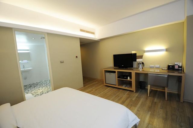더 리버사이드 호텔 에스테틱스 (The Riverside Hotel Esthetics) 【가오슝 호텔 Top 10 】-Business Room-2