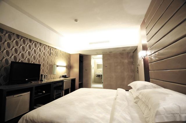 더 리버사이드 호텔 에스테틱스 (The Riverside Hotel Esthetics) 【가오슝 호텔 Top 10 】-Vip Double Room-7