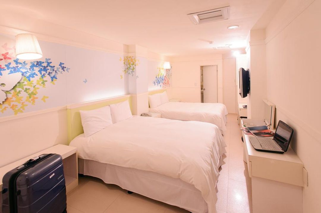 키위 익스프레스 호텔 중정 브랜치  (Kiwi Express Hotel - Zhongzheng Branch)