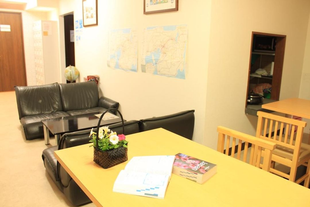 T and K Hostel Kobe Sannomiya East