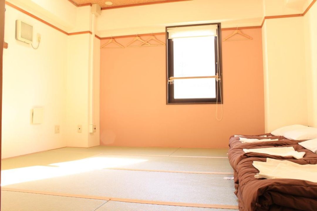 T and K Hostel Kobe Sannomiya East