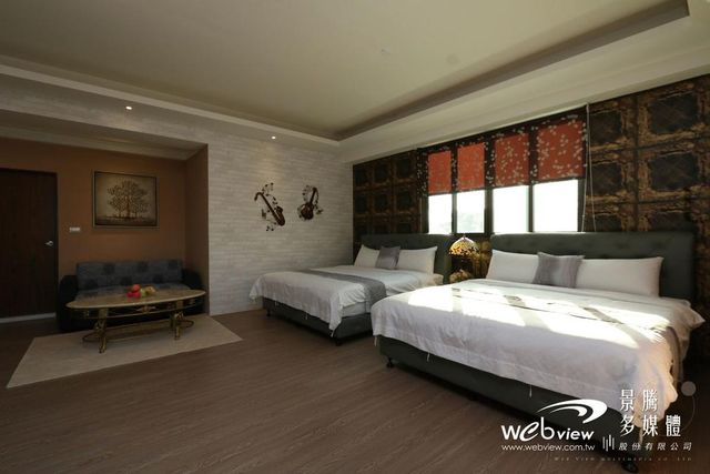지펀 플로워 미닝스  (Jifun Flower Meanings)-Quadruple Room with Balcony-1