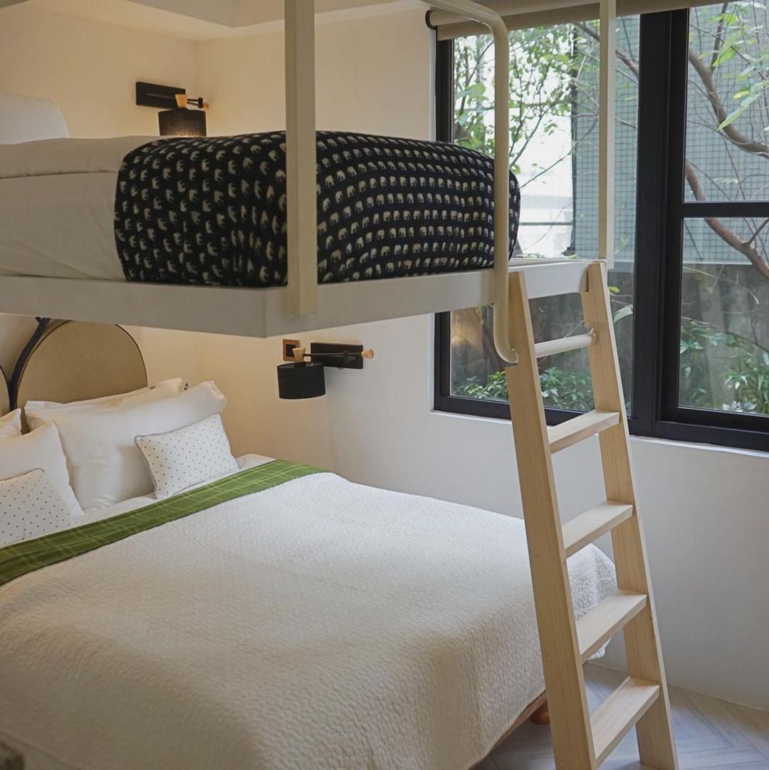 Nihao Cafe Hotel